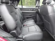 ✅ 2018 Ford Explorer XLT • VIN: 1FM5K8D83JGA61538 • Lot: 42011649. Wystawiony na IAAI z przebiegiem 113 510 mil. Bezpłatny archiwum sprzedaży aukcyjnych z USA i szczegółowy raport historii pojazdu na DreamBid. Zdjęcie 8.