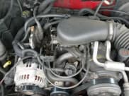 ✅ 1997 Chevrolet Blazer LS • VIN: 1GNDT13W2V2103356 • Lot: 42352435. Wystawiony na IAAI z przebiegiem 181 975 mil. Bezpłatny archiwum sprzedaży aukcyjnych z USA i szczegółowy raport historii pojazdu na DreamBid. Zdjęcie 12.