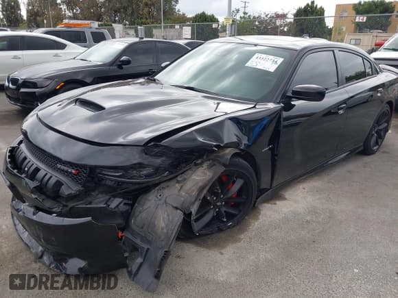 ✅ 2021 Dodge Charger R/T • VIN: 2C3CDXCT6MH619949 • Lot: 43322734. Wystawiony na IAAI z przebiegiem 28 613 mil. Bezpłatny archiwum sprzedaży aukcyjnych z USA i szczegółowy raport historii pojazdu na DreamBid. Zdjęcie 16.