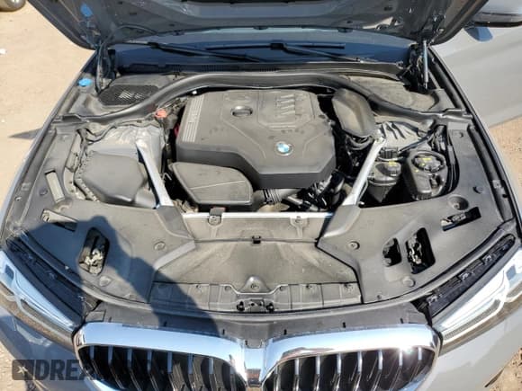 ✅ 2022 BMW 5 Series 530i xDrive • VIN: WBA13BJ07NWX57176 • Лот: 69416995. Опубликован ранее на Copart с пробегом 18 010 миль. Бесплатный доступ к архиву аукционных продаж из США и подробный отчёт об истории автомобиля на DreamBid. Изображение 11.