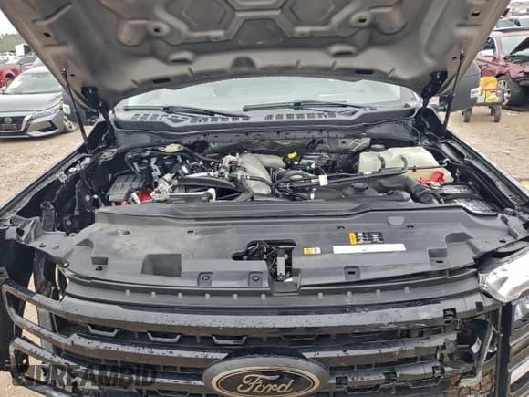 ✅ 2024 Ford F-250 XL • VIN: 1FT8W2BT6REE15392 • Lot: 95627745. Listed on Copart with 28,712 mi. Free auction sales archive from the USA and detailed vehicle history report at DreamBid. Image 12.