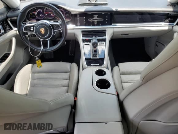 ✅ 2017 Porsche Panamera 4S • VIN: WP0AB2A70HL123703 • Lot: 61076775. Listed on Copart with 52,293 mi. Free auction sales archive from the USA and detailed vehicle history report at DreamBid. Image 8.