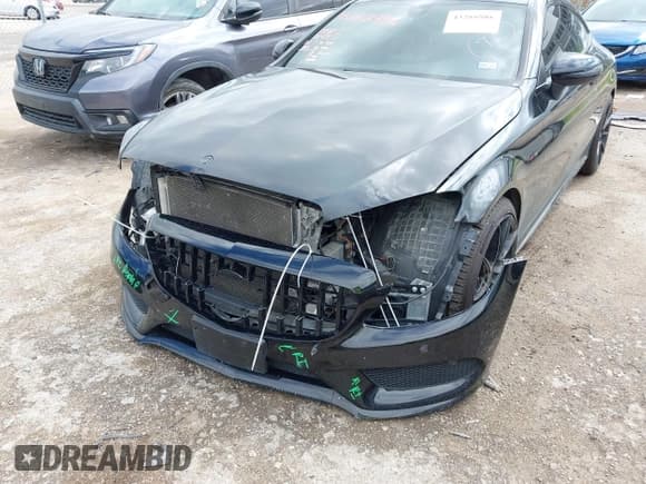 ✅ 2017 Mercedes-Benz C 43 AMG • VIN: WDDWJ6EB8HF513516 • Lot: 43288986. Wystawiony na IAAI z przebiegiem 90 109 mil. Bezpłatny archiwum sprzedaży aukcyjnych z USA i szczegółowy raport historii pojazdu na DreamBid. Zdjęcie 6.