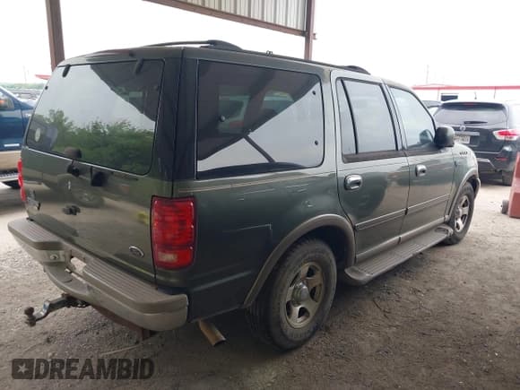 ✅ 2001 Ford Expedition Eddie Bauer • VIN: 1FMRU17L01LA89677 • Lot: 42079433. Listed on IAAI with 245,007 mi. Free auction sales archive from the USA and detailed vehicle history report at DreamBid. Image 4.