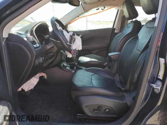 ✅ 2020 Jeep Compass Limited • VIN: 3C4NJDCB0LT203629 • Lot: 52348655. Wystawiony na Copart z przebiegiem 71 749 mil. Bezpłatny archiwum sprzedaży aukcyjnych z USA i szczegółowy raport historii pojazdu na DreamBid. Zdjęcie 7.