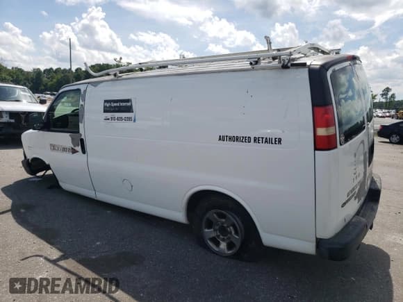 ✅ 2008 Chevrolet Express Cargo • VIN: 1GCGG25C981212796 • Lot: 63806684. Listed on Copart with 199,672 mi. Free auction sales archive from the USA and detailed vehicle history report at DreamBid. Image 2.