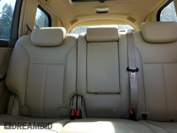 ✅ 2008 Mercedes-Benz GL 320 CDI • VIN: 4JGBF22E98A363569 • Лот: 60336865. Опубликован ранее на Copart с пробегом 120 754 миль. Бесплатный доступ к архиву аукционных продаж из США и подробный отчёт об истории автомобиля на DreamBid. Изображение 10.