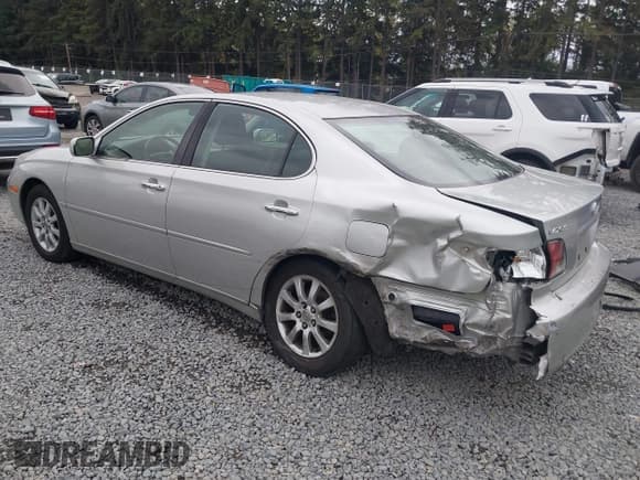 ✅ 2002 Lexus ES 300 • VIN: JTHBF30G620042812 • Лот: 43348267. Опубликован ранее на IAAI с пробегом 156 537 миль. Бесплатный доступ к архиву аукционных продаж из США и подробный отчёт об истории автомобиля на DreamBid. Изображение 3.
