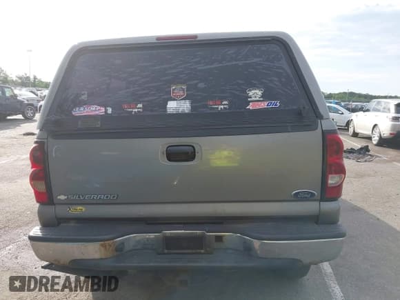 ✅ 2006 Chevrolet Silverado 2500HD LT3 • VIN: 1GCHK23D26F229616 • Лот: 42742250. Опубликован ранее на IAAI с пробегом 213 140 миль. Бесплатный доступ к архиву аукционных продаж из США и подробный отчёт об истории автомобиля на DreamBid. Изображение 16.