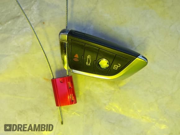 ✅ 2016 BMW X6 M • VIN: 5YMKW8C55G0R43497 • Lot: 43383441. Wystawiony na IAAI z przebiegiem 75 422 mil. Bezpłatny archiwum sprzedaży aukcyjnych z USA i szczegółowy raport historii pojazdu na DreamBid. Zdjęcie 11.