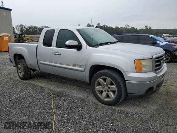 ✅ 2013 GMC Sierra 1500 SLE • VIN: 1GTR1VE08DZ180162 • Лот: 80409695. Опубликован ранее на Copart с пробегом 234 115 миль. Бесплатный доступ к архиву аукционных продаж из США и подробный отчёт об истории автомобиля на DreamBid. Изображение 4.