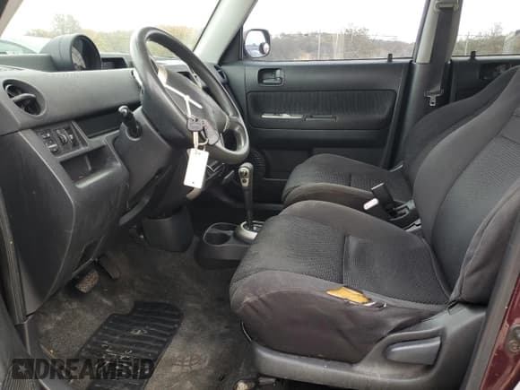 ✅ 2005 Scion xB • VIN: JTLKT324250174150 • Лот: 91933975. Опубликован ранее на Copart с пробегом 273 273 миль. Бесплатный доступ к архиву аукционных продаж из США и подробный отчёт об истории автомобиля на DreamBid. Изображение 7.