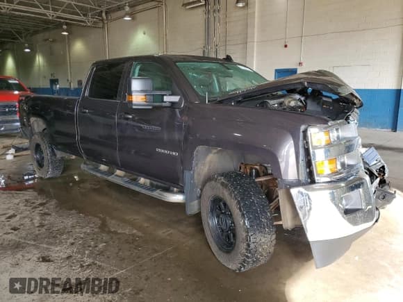 ✅ 2015 Chevrolet Silverado 2500HD LT • VIN: 1GC1KVE81FF527397 • Lot: 51275275. Listed on Copart with 203,323 mi. Free auction sales archive from the USA and detailed vehicle history report at DreamBid. Image 4.
