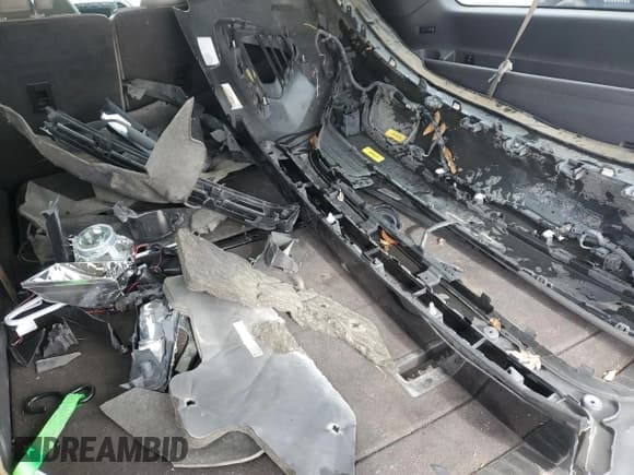 ✅ 2020 Ford Expedition Max Limited • VIN: 1FMJK1KT7LEA47024 • Lot: 85666204. Wystawiony na Copart z przebiegiem 180 798 mil. Bezpłatny archiwum sprzedaży aukcyjnych z USA i szczegółowy raport historii pojazdu na DreamBid. Zdjęcie 13.