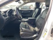 ✅ 2017 Chevrolet Impala LT • VIN: 2G1105SA1H9143038 • Лот: 68561274. Опубликован ранее на Copart с пробегом 141 601 миль. Бесплатный доступ к архиву аукционных продаж из США и подробный отчёт об истории автомобиля на DreamBid. Изображение 7.