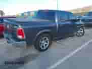 2017 Ram 1500 Laramie z VIN 1C6RR6NT5HS752125, wystawiony jako IAAI lot #41072237 z przebiegiem 75 147 mil mil oraz . Historia ofert i sprzedaży dostępna na DreamBid. Obrazek 2.