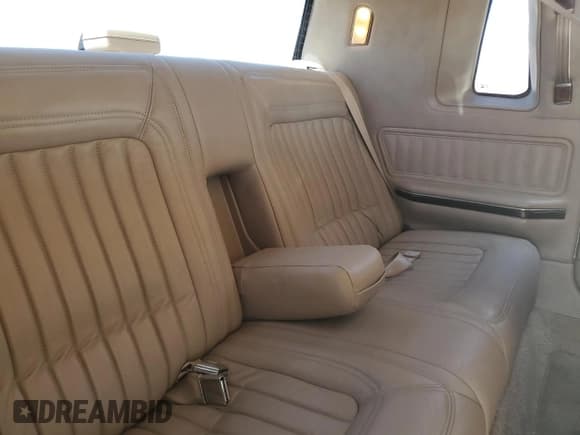 ✅ 1991 Buick Riviera • VIN: 1G4EZ13LXMU400763 • Lot: 57471695. Listed on Copart with 46,445 mi. Free auction sales archive from the USA and detailed vehicle history report at DreamBid. Image 10.