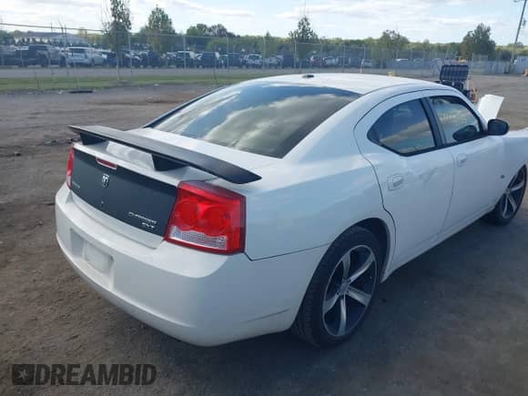 2009 Dodge Charger SXT с VIN 2B3KA33V69H619856, выставлен на аукционе IAAI как лот 43353873 с пробегом Не указан миль и . История ставок и продаж доступна на DreamBid. Изображение 4.
