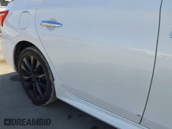 ✅ 2016 Nissan Sentra SR • VIN: 3N1AB7AP1GY334687 • Лот: 43598018. Опубликован ранее на IAAI с пробегом 113 565 миль. Бесплатный доступ к архиву аукционных продаж из США и подробный отчёт об истории автомобиля на DreamBid. Изображение 6.