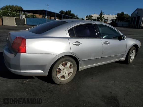 ✅ 2006 Mitsubishi Galant ES • VIN: 4A3AB36F46E014021 • Lot: 69970755. Wystawiony na Copart z przebiegiem 199 635 mil. Bezpłatny archiwum sprzedaży aukcyjnych z USA i szczegółowy raport historii pojazdu na DreamBid. Zdjęcie 3.