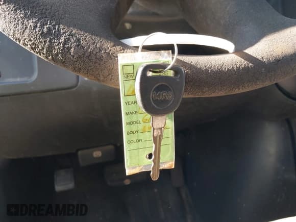 ✅ 2005 Chevrolet Express Cargo • VIN: 1GCFG15T051229102 • Lot: 42560817. Listed on IAAI with 347,553 mi. Free auction sales archive from the USA and detailed vehicle history report at DreamBid. Image 11.