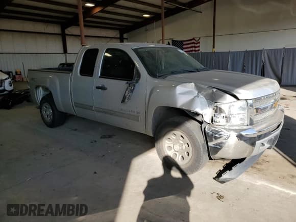 ✅ 2013 Chevrolet Silverado 1500 LS • VIN: 1GCRKREA4DZ305185 • Lot: 78172444. Listed on Copart with Not provided. Free auction sales archive from the USA and detailed vehicle history report at DreamBid. Image 4.
