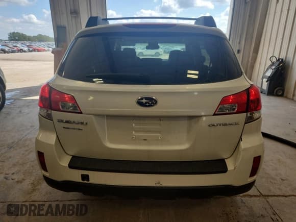 ✅ 2012 Subaru Outback Prem • VIN: 4S4BRCCC8C3268816 • Lot: 70214105. Listed on Copart with 280,337 mi. Free auction sales archive from the USA and detailed vehicle history report at DreamBid. Image 6.