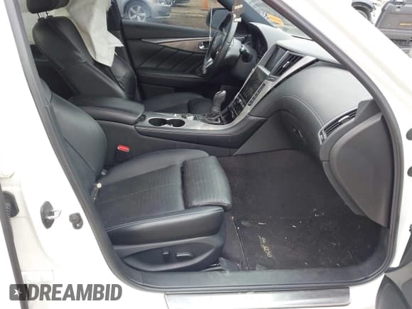 ✅ 2020 Infiniti Q50 Luxe • VIN: JN1EV7AR0LM255700 • Lot: 42351999. Listed on IAAI with 56,382 mi. Free auction sales archive from the USA and detailed vehicle history report at DreamBid. Image 5.