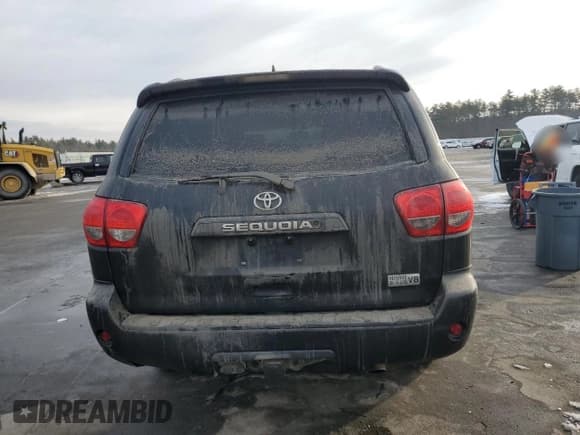 ✅ 2016 Toyota Sequoia SR5 • VIN: 5TDBY5G14GS135292 • Lot: 89102365. Wystawiony na Copart z przebiegiem Nie podano. Bezpłatny archiwum sprzedaży aukcyjnych z USA i szczegółowy raport historii pojazdu na DreamBid. Zdjęcie 6.