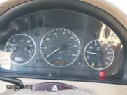 ✅ 2005 Mercedes-Benz M 350 • VIN: 4JGAB57E35A541974 • Lot: 43697193. Listed on IAAI with 327,784 mi. Free auction sales archive from the USA and detailed vehicle history report at DreamBid. Image 7.