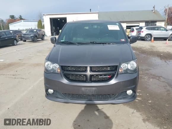 ✅ 2017 Dodge Grand Caravan SXT • VIN: 2C4RDGCG1HR726335 • Lot: 43658621. Listed on IAAI with 229,574 mi. Free auction sales archive from the USA and detailed vehicle history report at DreamBid. Image 12.