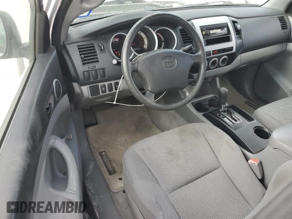 ✅ 2011 Toyota Tacoma • VIN: 5TFPX4EN9BX005715 • Lot: 87385955. Listed on Copart with 389,534 mi. Free auction sales archive from the USA and detailed vehicle history report at DreamBid. Image 8.