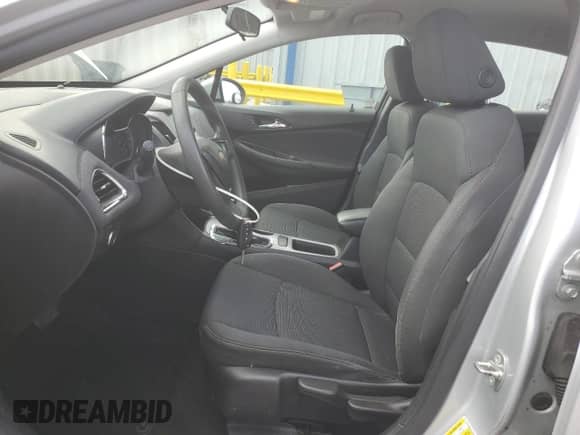 ✅ 2016 Chevrolet Cruze LS • VIN: 1G1BC5SM3G7323403 • Lot: 90349275. Listed on Copart with 98,562 mi. Free auction sales archive from the USA and detailed vehicle history report at DreamBid. Image 7.