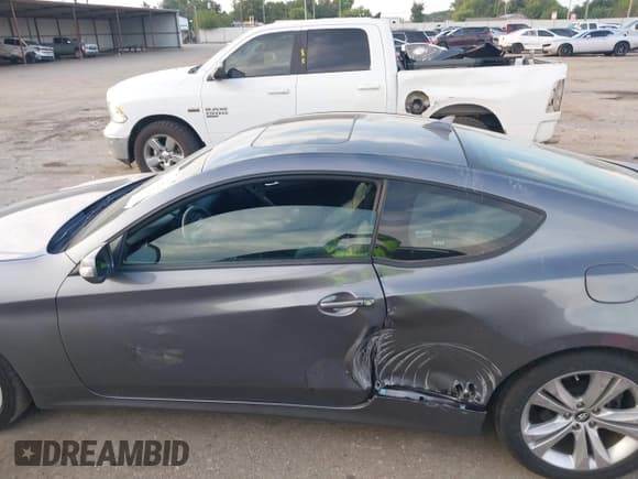 ✅ 2011 Hyundai Genesis Coupe Track • VIN: KMHHU6KH4BU063686 • Лот: 43118306. Опубликован ранее на IAAI с пробегом 58 345 миль. Бесплатный доступ к архиву аукционных продаж из США и подробный отчёт об истории автомобиля на DreamBid. Изображение 14.