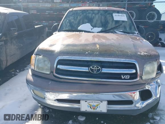 ✅ 2002 Toyota Tundra Limited • VIN: 5TBRT38152S280875 • Lot: 41387829. Listed on IAAI with 186,094 mi. Free auction sales archive from the USA and detailed vehicle history report at DreamBid. Image 12.