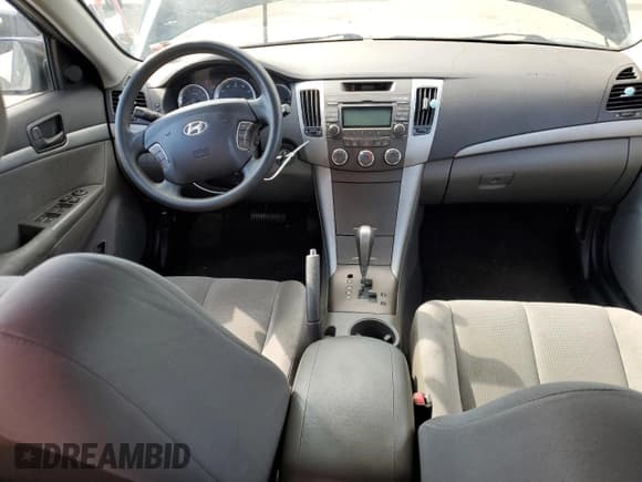 ✅ 2010 Hyundai Sonata GLS • VIN: 5NPET4AC8AH616918 • Лот: 75367424. Опубликован ранее на Copart с пробегом 175 438 миль. Бесплатный доступ к архиву аукционных продаж из США и подробный отчёт об истории автомобиля на DreamBid. Изображение 8.