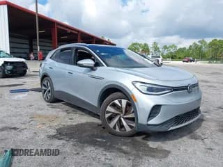 ✅ 2021 Volkswagen ID.4 Pro S • VIN: WVGKMPE20MP057453 • Lot: 43198497. Wystawiony na IAAI z przebiegiem Nie podano. Bezpłatny archiwum sprzedaży aukcyjnych z USA i szczegółowy raport historii pojazdu na DreamBid. Zdjęcie 1.