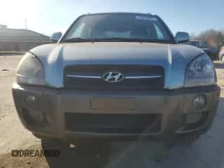 2005 Hyundai Tucson GLS with VIN KM8JN12D55U221696, listed as a Copart auction lot 85895004 with 150,723 mi miles and Clean title. Bid and sale history available at DreamBid. Image 5.