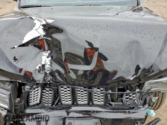 ✅ 2020 Jeep Grand Cherokee Altitude • VIN: 1C4RJFAG0LC331456 • Lot: 93617355. Listed on Copart with 96,307 mi. Free auction sales archive from the USA and detailed vehicle history report at DreamBid. Image 12.