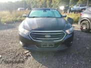 ✅ 2017 Ford Taurus Limited • VIN: 1FAHP2F87HG120958 • Lot: 84621365. Wystawiony na Copart z przebiegiem 129 407 mil. Bezpłatny archiwum sprzedaży aukcyjnych z USA i szczegółowy raport historii pojazdu na DreamBid. Zdjęcie 5.