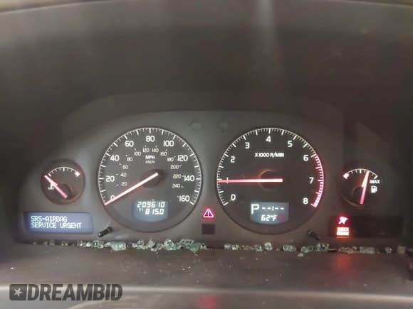 ✅ 2001 Volvo V70 • VIN: YV1SW53D511135645 • Lot: 42270223. Wystawiony na IAAI z przebiegiem 209 610 mil. Bezpłatny archiwum sprzedaży aukcyjnych z USA i szczegółowy raport historii pojazdu na DreamBid. Zdjęcie 7.