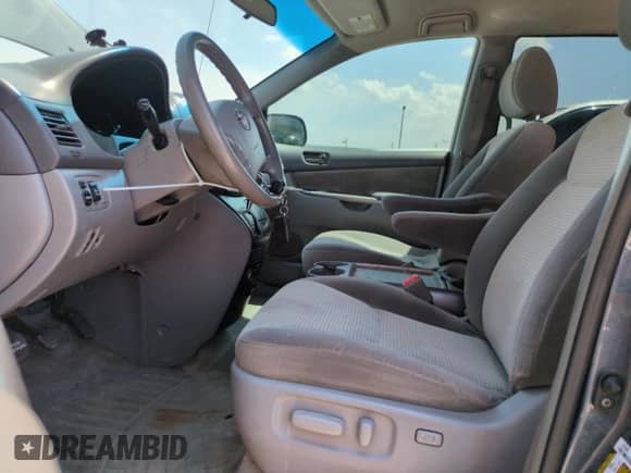 2009 Toyota Sienna LE with VIN 5TDBK23C09S023602, listed as a Copart auction lot 65241605 with 214,661 mi miles and Clean title. Bid and sale history available at DreamBid. Image 7.
