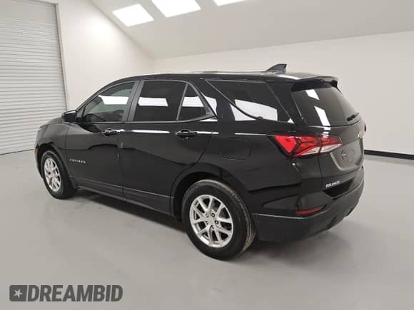 2024 Chevrolet Equinox LS z VIN 3GNAXHEG3RL186967, wystawiony jako Copart lot #86332395 z przebiegiem 136 200 mil mil oraz Czysty tytuł • Clean title. Historia ofert i sprzedaży dostępna na DreamBid. Obrazek 2.