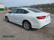 ✅ 2015 Chrysler 200 Limited • VIN: 1C3CCCAB0FN693092 • Lot: 43831005. Wystawiony na IAAI z przebiegiem 103 006 mil. Bezpłatny archiwum sprzedaży aukcyjnych z USA i szczegółowy raport historii pojazdu na DreamBid. Zdjęcie 3.