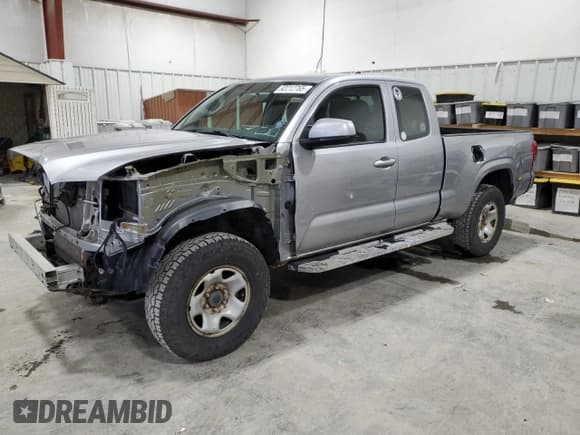 ✅ 2017 Toyota Tacoma SR • VIN: 5TFSX5EN8HX050248 • Lot: 92212765. Listed on Copart with 169,205 mi. Free auction sales archive from the USA and detailed vehicle history report at DreamBid. Image 1.