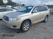 ✅ 2009 Toyota Highlander • VIN: JTEDS41AX92092709 • Lot: 43849411. Listed on IAAI with 229,284 mi. Free auction sales archive from the USA and detailed vehicle history report at DreamBid. Image 2.