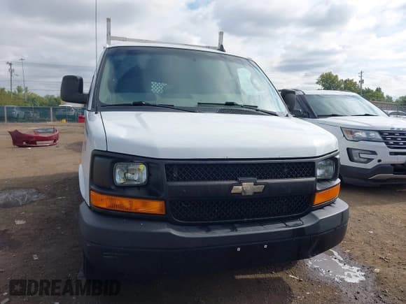 ✅ 2017 Chevrolet Express Cargo • VIN: 1GCWGAFF8H1103874 • Lot: 43110946. Listed on IAAI with 231,087 mi. Free auction sales archive from the USA and detailed vehicle history report at DreamBid. Image 12.