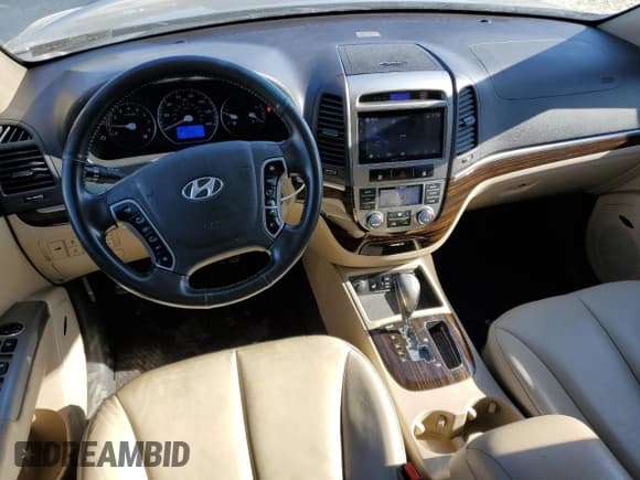 ✅ 2012 Hyundai Santa Fe Limited • VIN: 5XYZKDAG4CG118250 • Lot: 77872484. Listed on Copart with 165,557 mi. Free auction sales archive from the USA and detailed vehicle history report at DreamBid. Image 8.