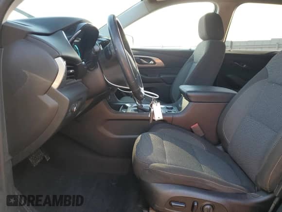 2018 Chevrolet Traverse LT Cloth z VIN 1GNERGKW8JJ165478, wystawiony jako Copart lot #43942435 z przebiegiem 71 645 mil mil oraz Szkoda całkowita • Salvage title. Historia ofert i sprzedaży dostępna na DreamBid. Obrazek 7.