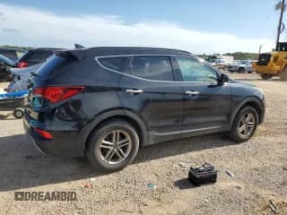 ✅ 2017 Hyundai Santa Fe 2.4L • VIN: 5XYZUDLB4HG422987 • Лот: 62076494. Опубликован ранее на Copart с пробегом 122 082 миль. Бесплатный доступ к архиву аукционных продаж из США и подробный отчёт об истории автомобиля на DreamBid. Изображение 3.